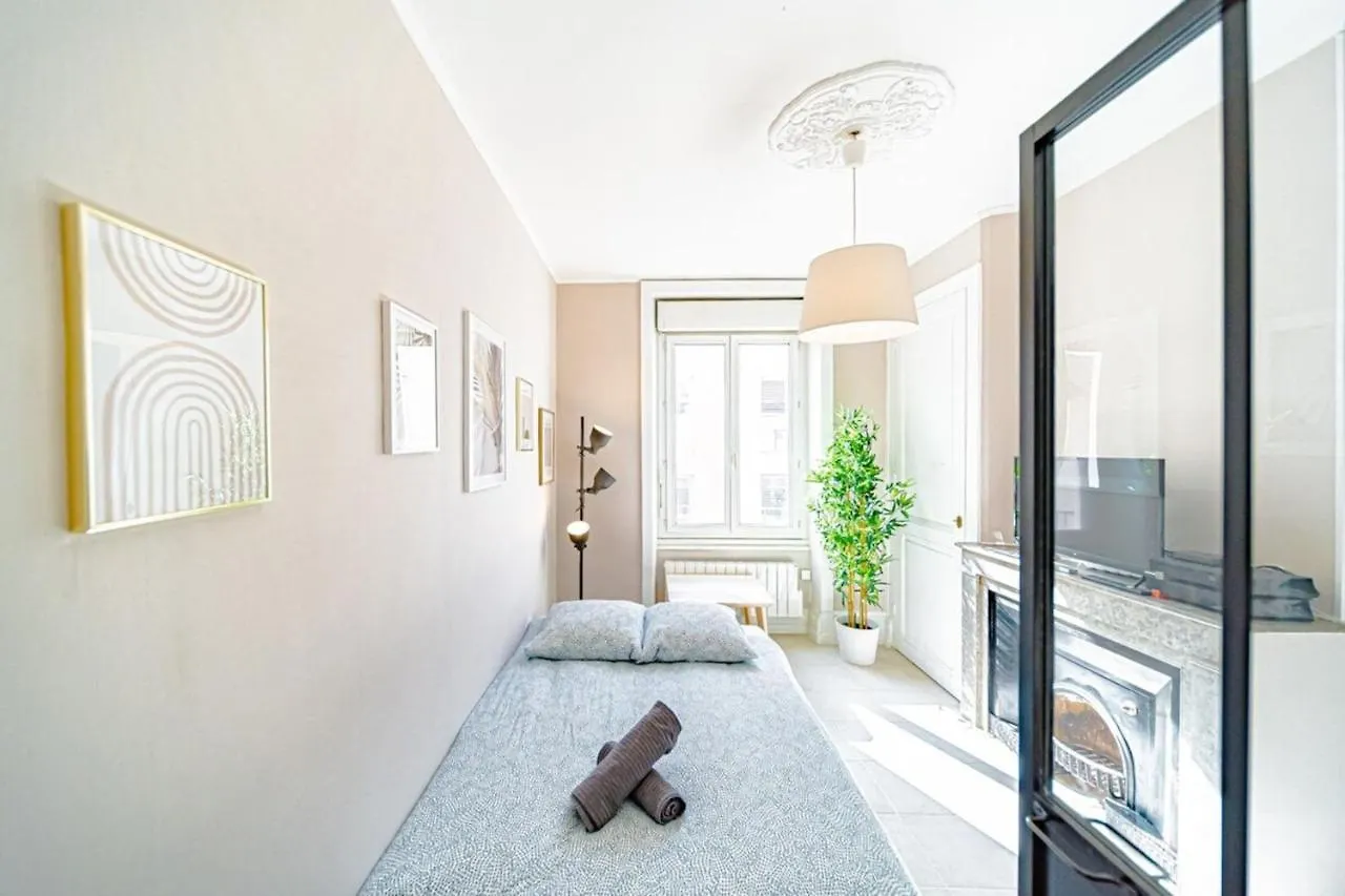 Appartement Le Flachet- Cosy 4 Pers- Flachet Villeurbanne